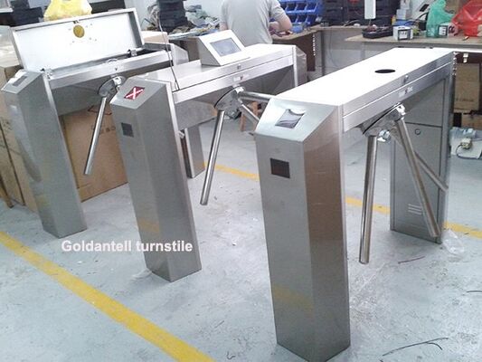 1500x2400mm Or Customized Security Guard House Earthquake Proof Grade 8.3 Gross Weight 320KG to 550KG Depend On Size Guard Booth