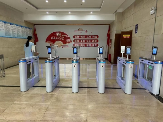 Office Speed Lane Turnstile Card Finger Facial QR Code Tijd van aanwezigheid Beveiligingscontrole